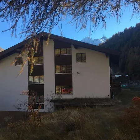 Carmena Apartment